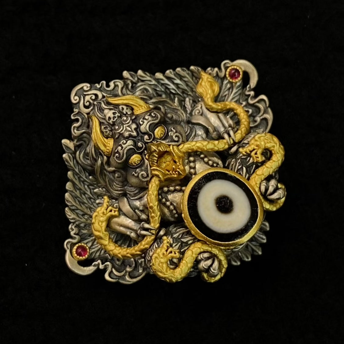 S925 Silver Garuda Pendant with a Centrally Inlaid Dzi Bead