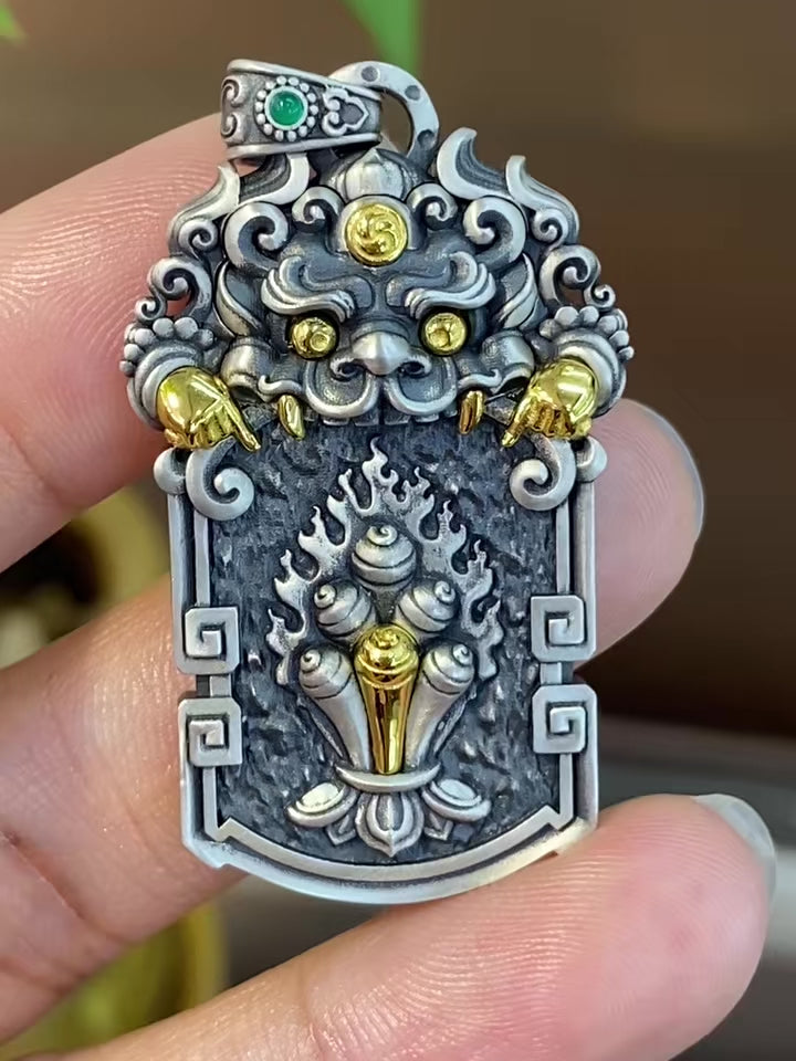 S925 Silver Pendant Exquisitely Inlaid with a Vajra Scorpion (Zipaka)